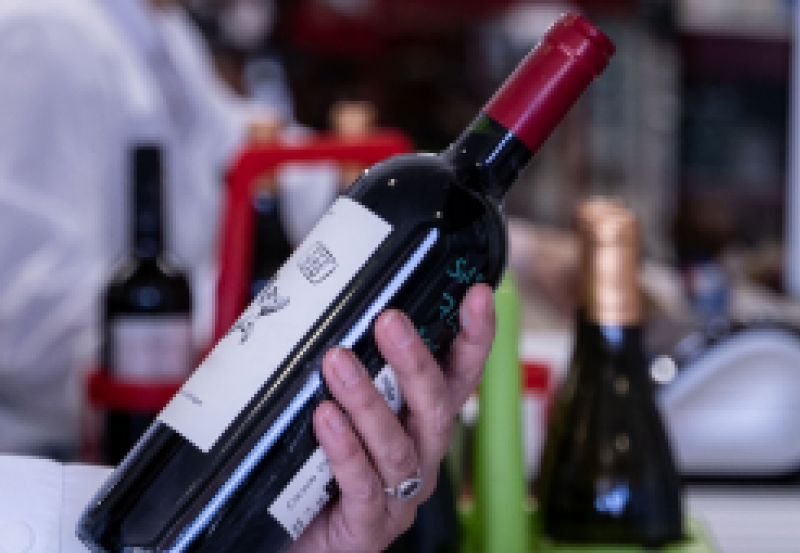 Laboratoire œnologique,analyse chimique vin,analyse du vin laboratoire,ph du vin rouge,acidité totale d'un vin rouge,acidité volatile vin rouge,acidité totale vin,acidité vin rouge,dosage acidité volatile vin,languedoc roussillon,vin,analyse,Analyses œnologiques,Conseils œnologiques,Accréditation COFRAC,aude,œnologie,Analysez votre vin,Bio,laboratoires analyses du vin,ingénierie œnologique,conception de chai,Marketing des vins,communication,Agronomie,viticulture,Viticulture raisonnée,systèmes de certification,Analyse et conseil œnologique,Assurance qualité des outils de production,sécurité alimentaire,Analyse fine,vigne,vin,professionnels,viticulteur,vigneron,onologue,languedoc roussillons,vins sud de france,vignobles du languedoc,laboratoires dubernet
